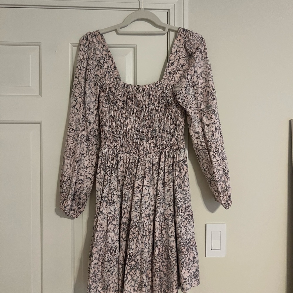 Chic Floral Mini Dress in Pink
